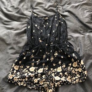 Garage open back romper